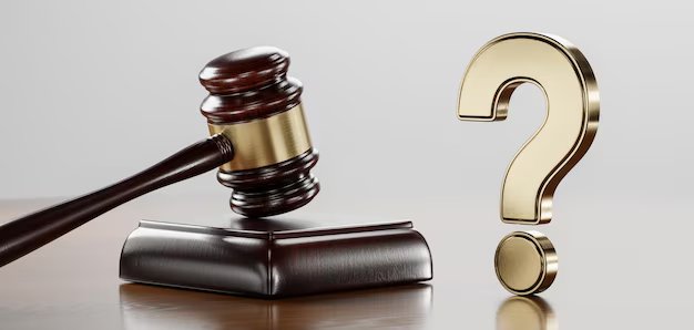 gavel-golden-question-mark-symbol-wooden-table-law-lawyer-concept-solving-legal-issues_1363766-14